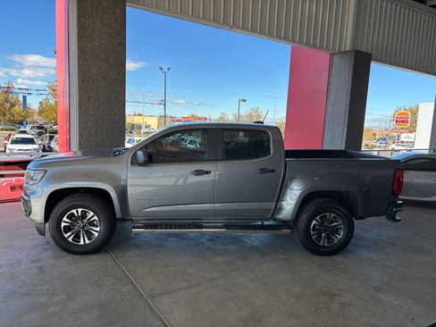 Used 2021 Chevrolet Colorado W/T w/ WT Convenience Package image 2
