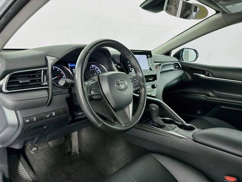 Used 2024 Toyota Camry SE FWD image 12