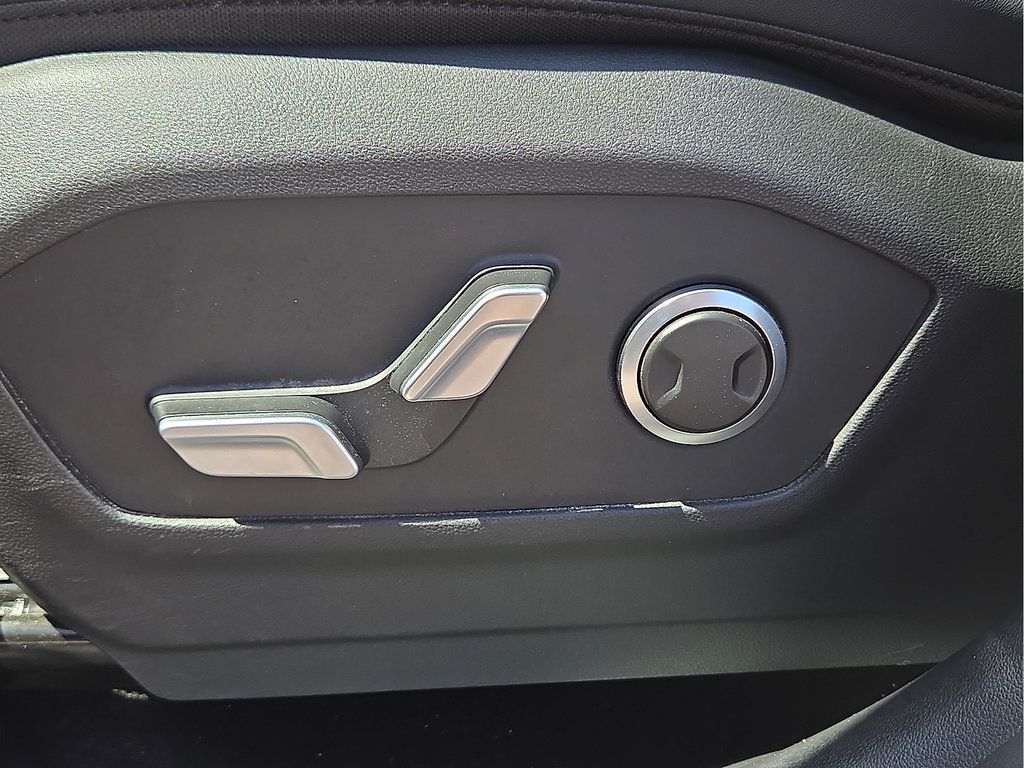 Used 2026 Hyundai Santa Fe SEL AWD/4WD image 15