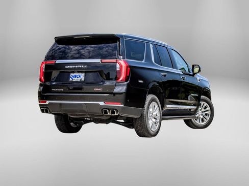 Used 2025 GMC Yukon Denali AWD/4WD image 9