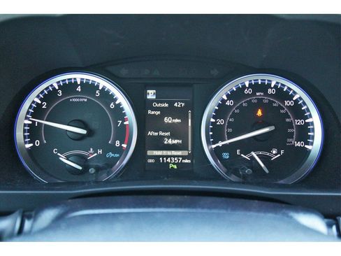 Used 2019 Toyota Highlander Limited image 10