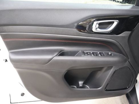 New 2026 Jeep Compass Trailhawk AWD/4WD image 10