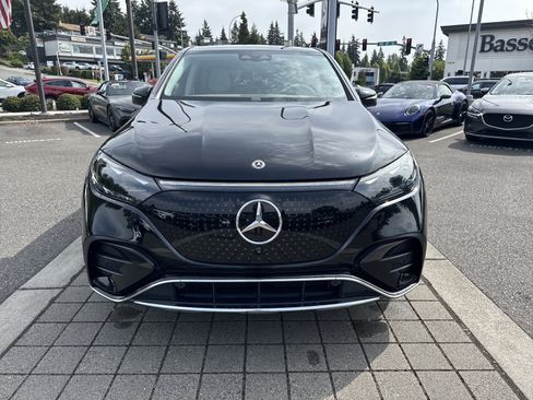 Certified 2023 Mercedes-Benz EQE 500 4MATIC SUV image 2