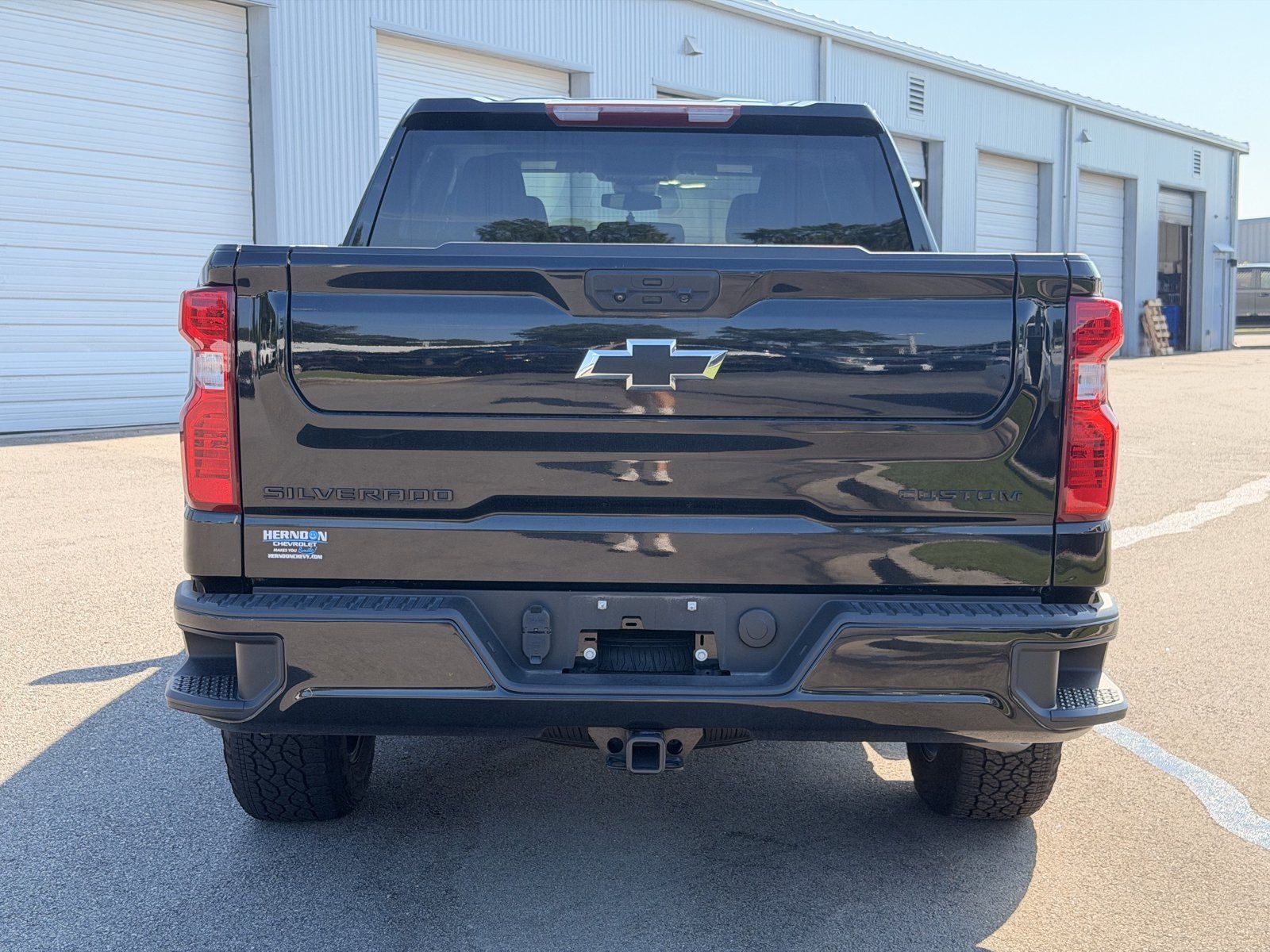 Used 2024 Chevrolet Silverado 1500 Custom w/ Turbomax Blackout Package AWD/4WD image 11