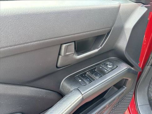 Certified 2025 Toyota 4Runner SR5 AWD/4WD image 12