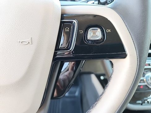 Used 2022 Lincoln Corsair FWD image 14