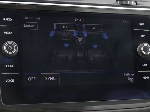 Used 2018 Volkswagen Tiguan SEL w/ 3rd Row Seat Package image 36