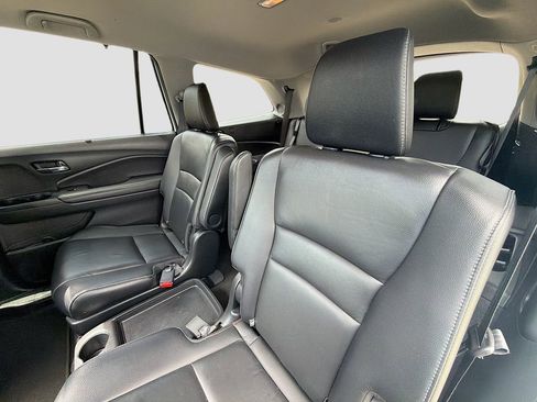 Used 2022 Honda Pilot Touring image 25