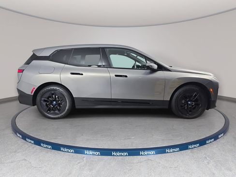 Used 2024 BMW iX xDrive50 AWD/4WD image 4