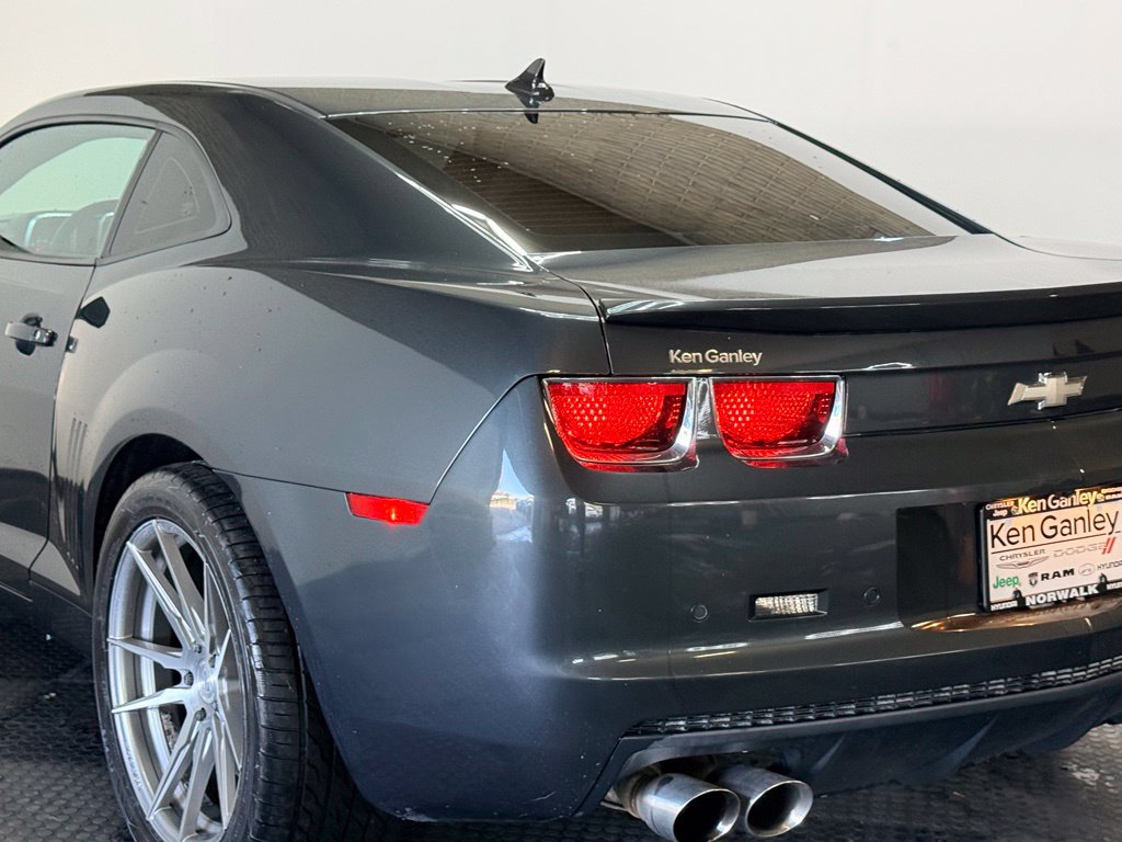 Used 2013 Chevrolet Camaro SS w/ RS Package RWD image 9