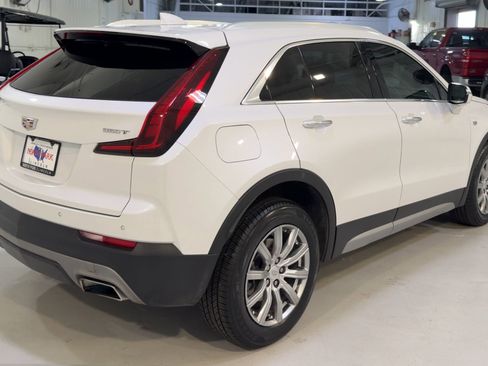 Used 2023 Cadillac XT4 Premium Luxury FWD image 9