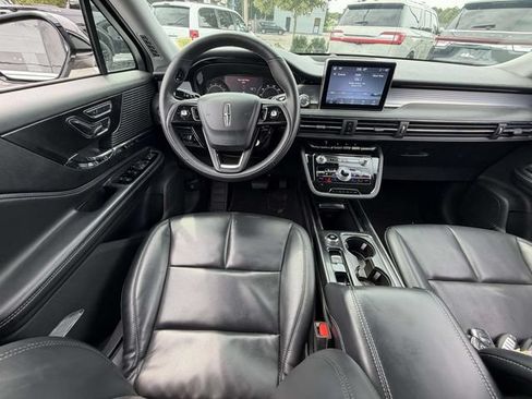 Used 2022 Lincoln Corsair AWD w/ Equipment Group 101A image 12