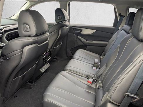 Certified 2026 Acura MDX FWD image 16