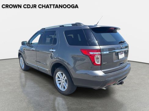 Used 2015 Ford Explorer XLT w/ Equipment Group 202A image 6