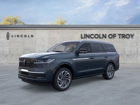New 2025 Lincoln Navigator Reserve image 1