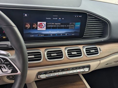 Used 2024 Mercedes-Benz GLE 450 4MATIC image 15