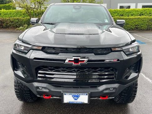 New 2026 Chevrolet Colorado ZR2 w/ Technology Package AWD/4WD image 2