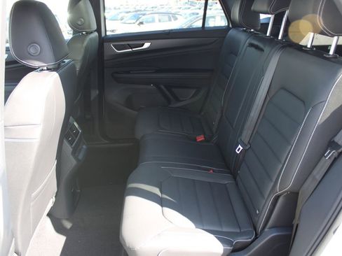 New 2026 Volkswagen Atlas Cross Sport SEL AWD/4WD image 19