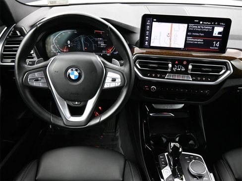 Used 2023 BMW X3 sDrive30i w/ Premium Package image 6