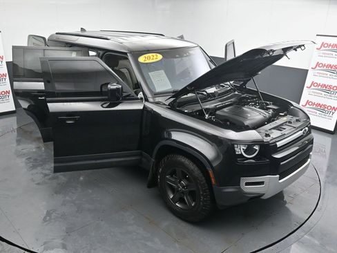 Used 2022 Land Rover Defender 110 S image 40