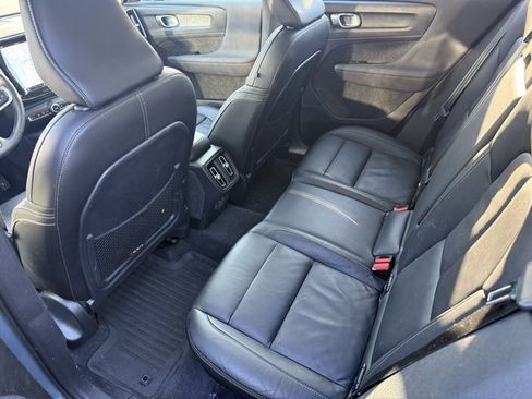 Used 2023 Volvo XC40 B5 Plus w/ Driver Assist Package image 12