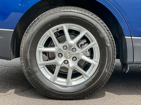 Used 2023 Chevrolet Equinox LS w/ LS Convenience Package AWD/4WD image 38