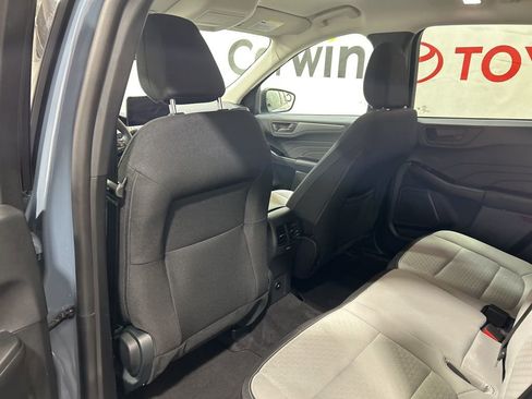 Used 2025 Ford Escape Active w/ Cold Weather Package image 19