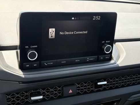 Used 2025 Honda Accord SE image 12