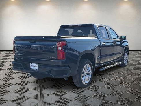 Used 2022 Chevrolet Silverado 1500 Custom image 5