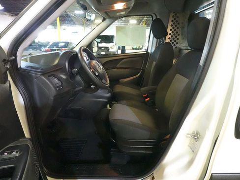 Used 2022 RAM ProMaster City Tradesman FWD image 10