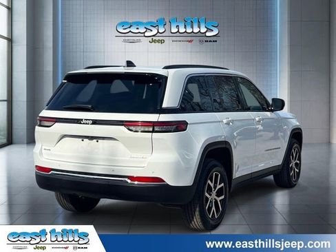 Certified 2024 Jeep Grand Cherokee Limited AWD/4WD image 7