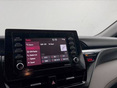 Used 2023 Toyota Camry LE FWD image 31