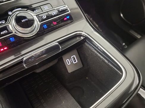 Used 2022 Lincoln Nautilus Reserve image 19