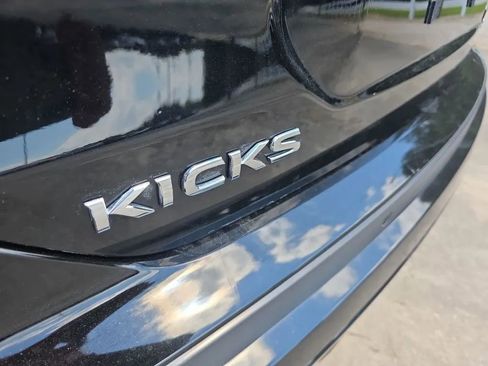 Used 2024 Nissan Kicks SV image 10