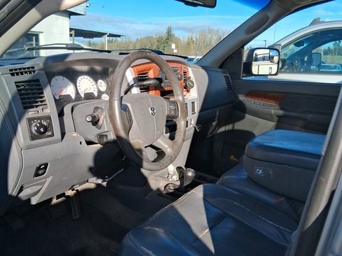 Used 2006 Dodge Ram 2500 Truck Laramie w/ Trailer Tow Group image 3