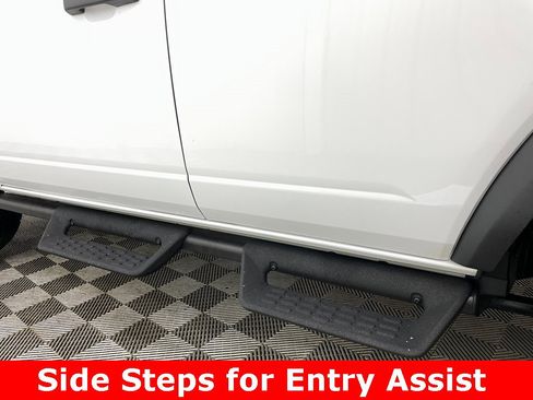 Used 2024 Ford Bronco Big Bend image 10