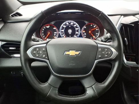 Used 2023 Chevrolet Traverse High Country FWD image 22