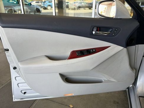Used 2009 Lexus ES 350 w/ Pebble Beach Edition FWD image 18