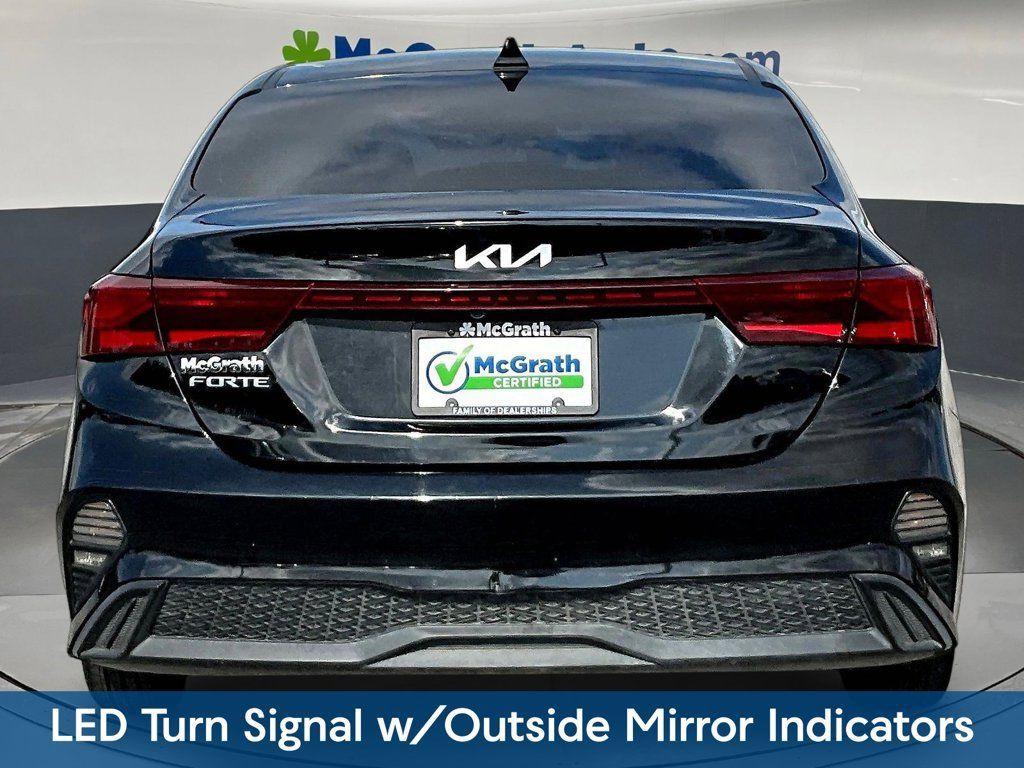Used 2023 Kia Forte LXS w/ LXS Technology Package FWD image 7