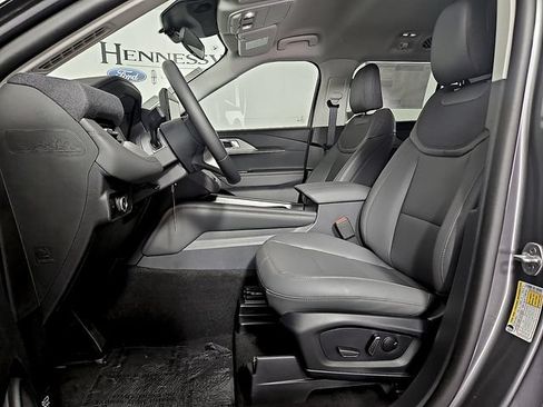 Used 2026 Ford Explorer Active w/ Active Comfort Package RWD image 13