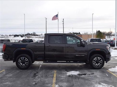 Used 2020 GMC Sierra 2500 AT4 w/ AT4 Premium Package image 4