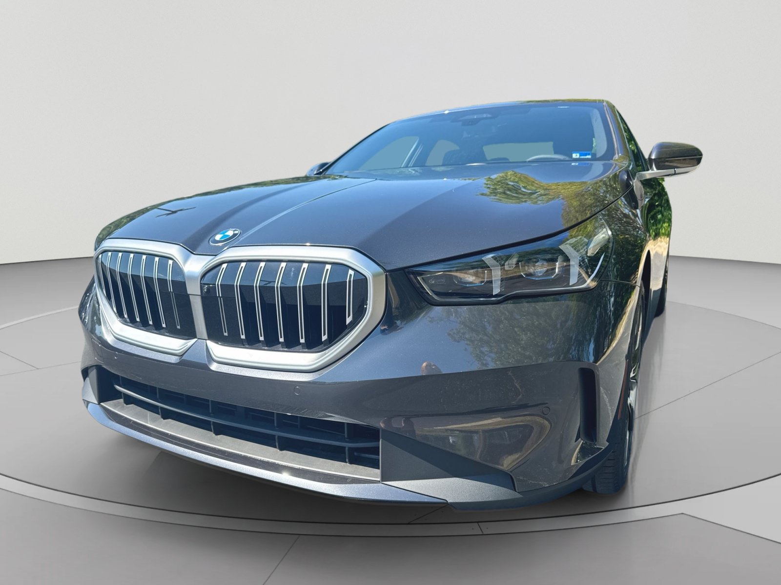 New 2026 BMW 530i xDrive AWD/4WD image 5