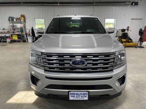 Used 2019 Ford Expedition Max Limited AWD/4WD image 2