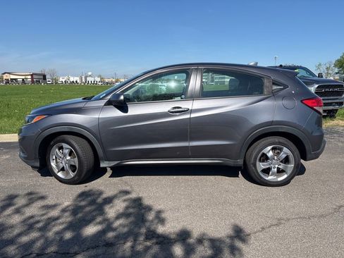 Used 2021 Honda HR-V LX image 6