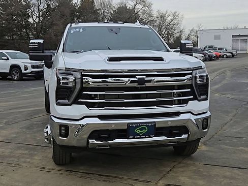 Certified 2024 Chevrolet Silverado 3500 LTZ w/ LTZ Plus Package image 7