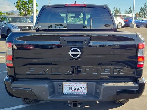 New 2026 Nissan Rogue SV FWD image 9