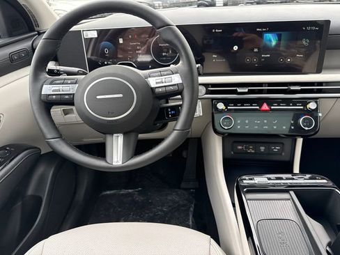 New 2026 Hyundai Tucson Limited AWD/4WD image 18