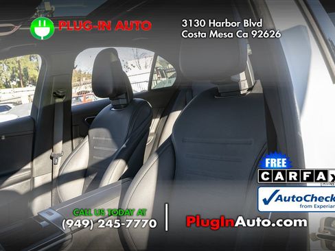 Used 2024 Mercedes-Benz C 300 Sedan image 2