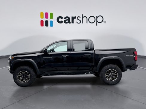 Used 2025 Chevrolet Colorado ZR2 AWD/4WD image 2