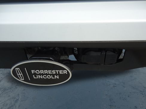 Used 2025 Ford Expedition Max Active AWD/4WD image 10